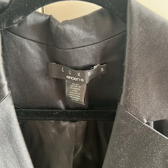 Luxe Arden B. long Black silk trench coat - Picture 3 of 4